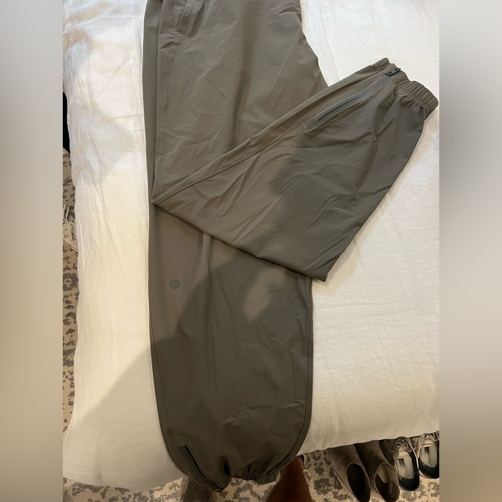Lululemon Surge Jogger Size XL